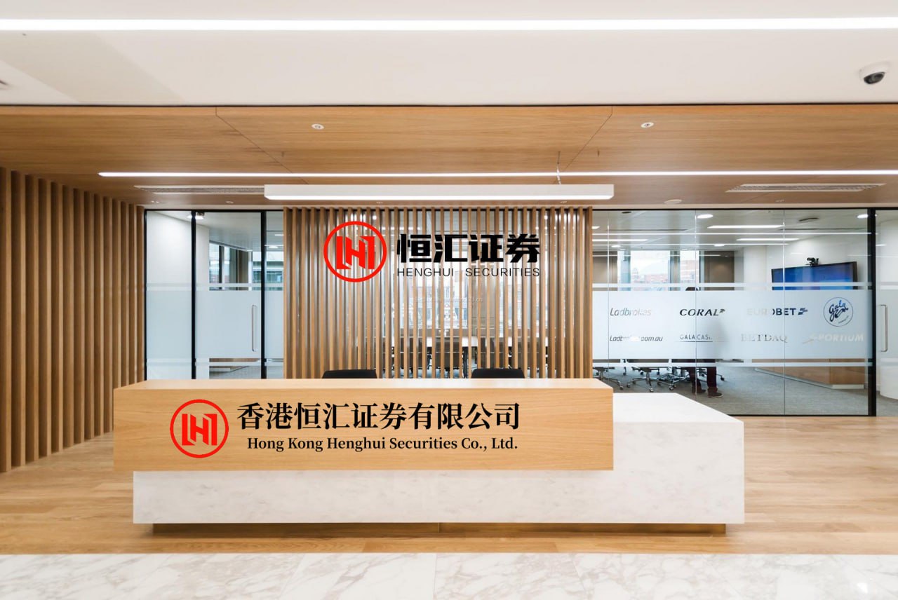 百进配资 美元指数反弹接近101关口 但美联储政策预期限制涨幅